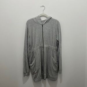 A Pea In The Pod *Maternity* Zip Up Size Medium